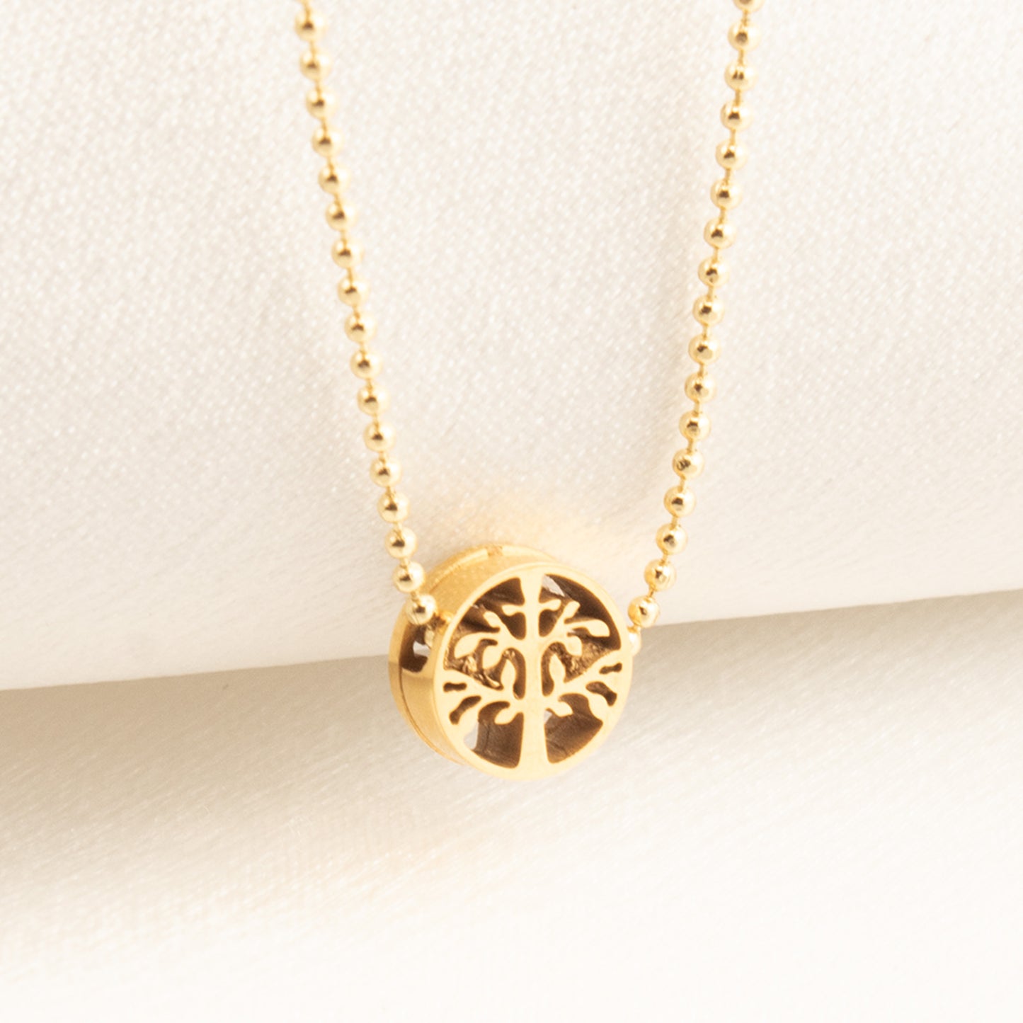 Adjustable gold-plated copper necklace