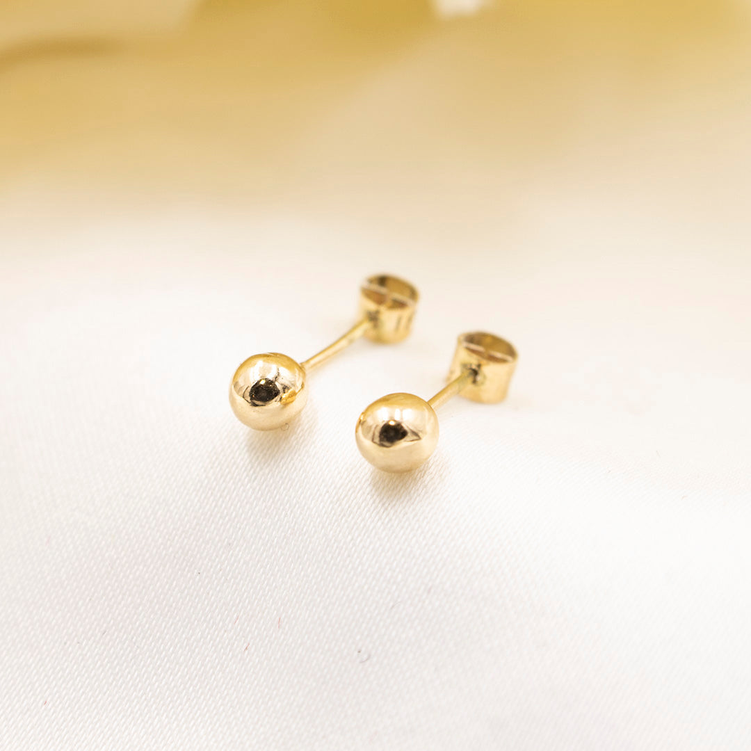 18K Gold Earring Studs