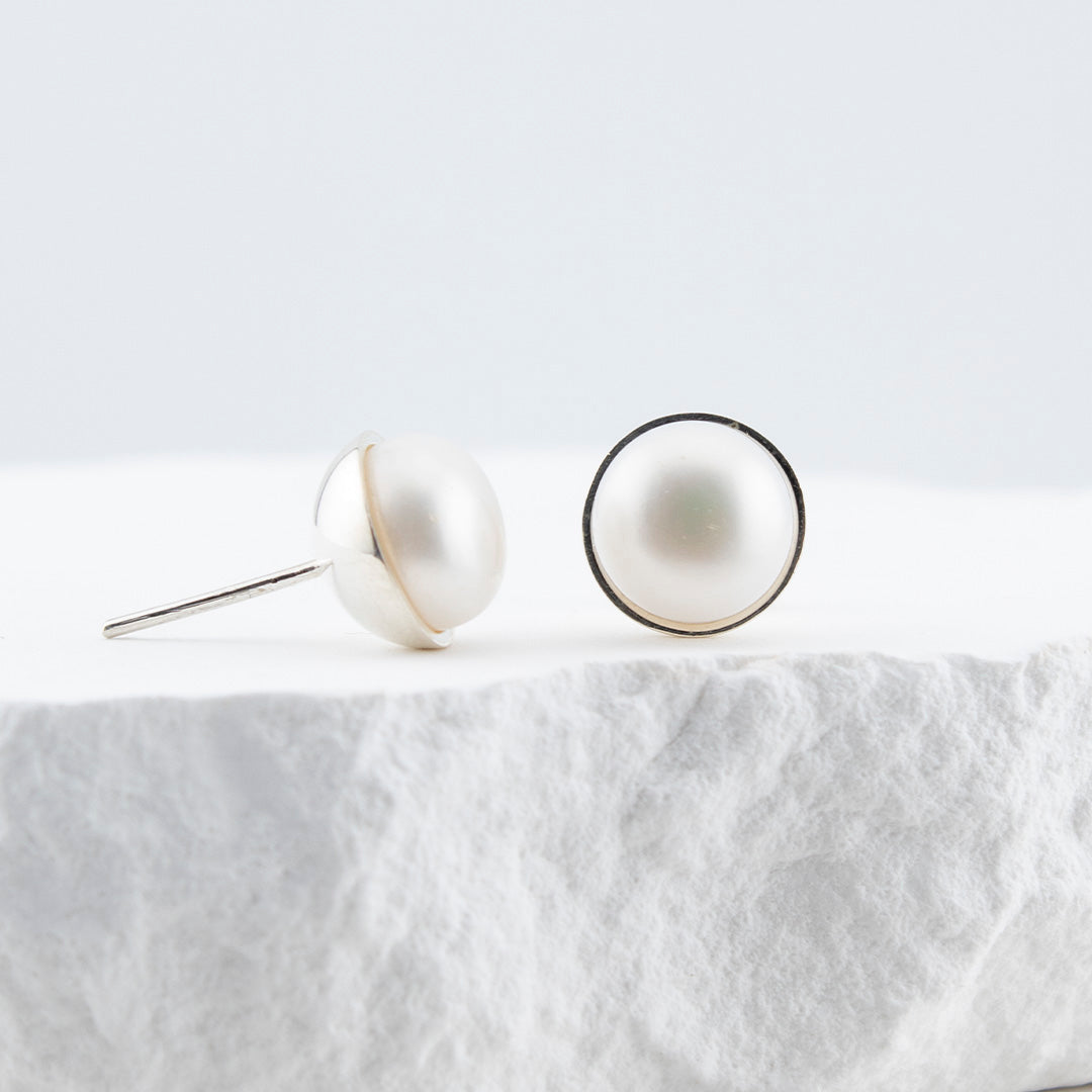 Earrings made of natural pearls and 950 silver