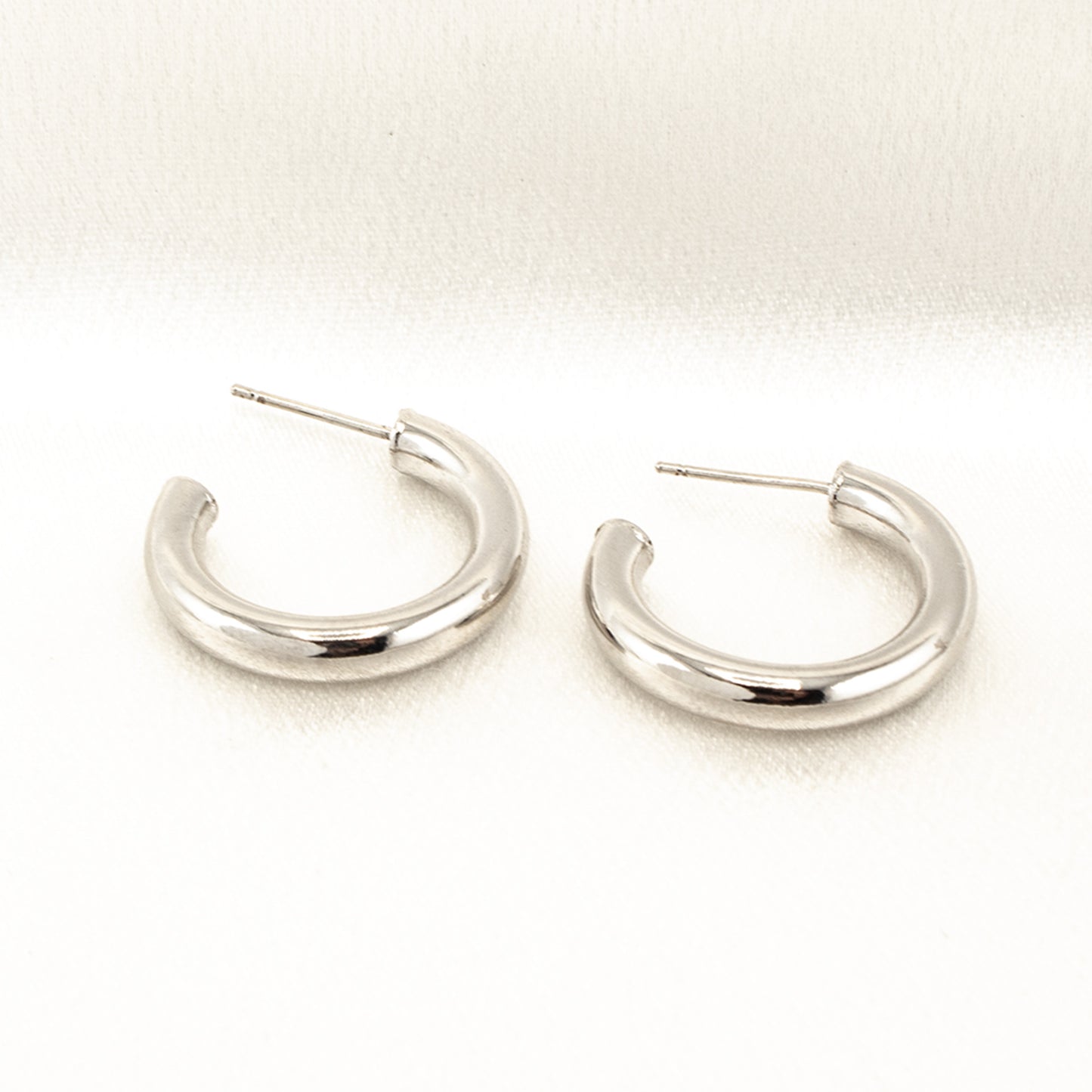 Rhodium-Plated Copper Earrings