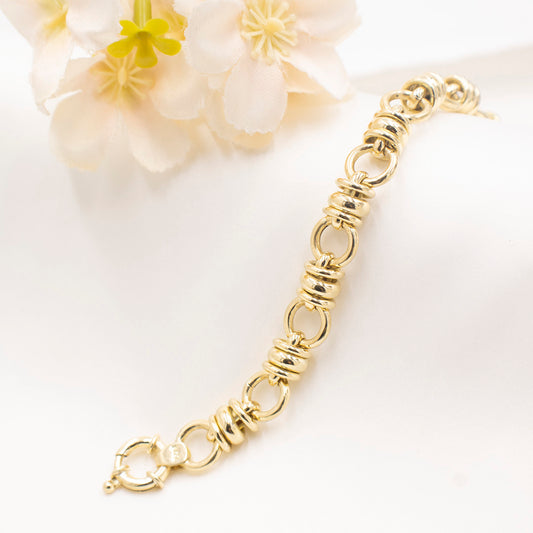 gold bracelet